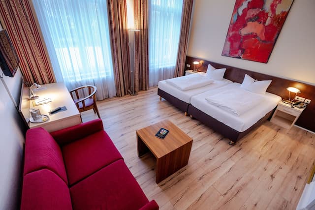 Hotel Tiergarten Berlin-Comfort Double Room, 1 Double or 2 Twin Beds-1