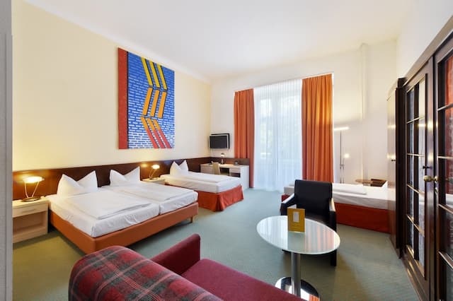 Hotel Tiergarten Berlin-Quadruple Room-2