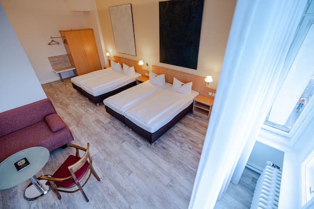 Hotel Tiergarten Berlin-Quadruple Room-5