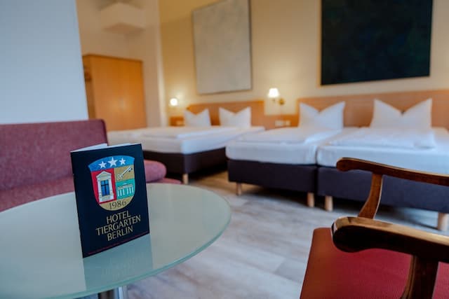 Hotel Tiergarten Berlin-Quadruple Room-6