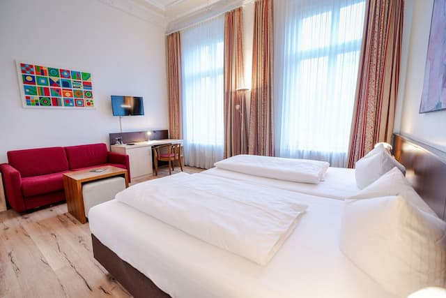 Hotel Tiergarten Berlin-Comfort Double Room, 1 Double or 2 Twin Beds-3