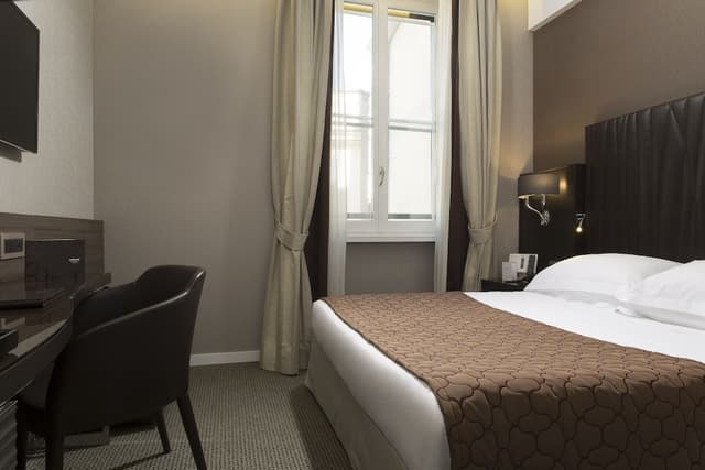 호텔 아르테미데-베이직 더블룸-2