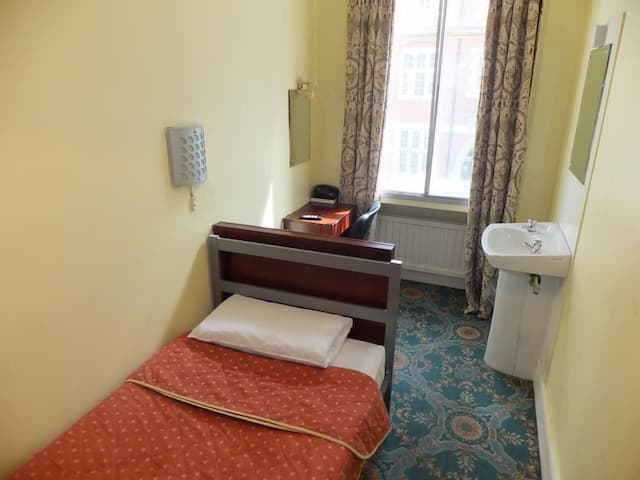 格雷西姆酒店-基本單人房, 共用浴室-1