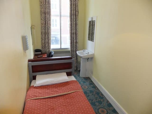 格雷西姆酒店-基本單人房, 共用浴室-10
