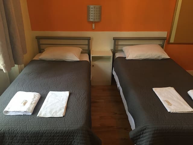 格雷西姆酒店-基本雙床房, 共用浴室-9