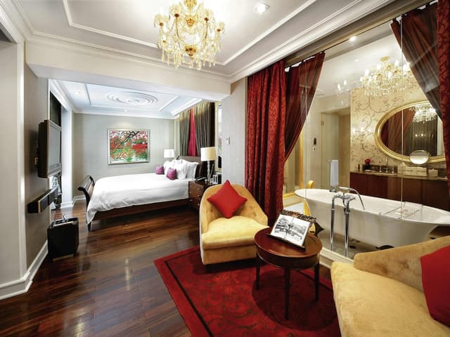 Sofitel Legend Metropole Hanoi-Opera wing, Grand Prestige Suite with Club Privileges and Benefits, King Bed-12