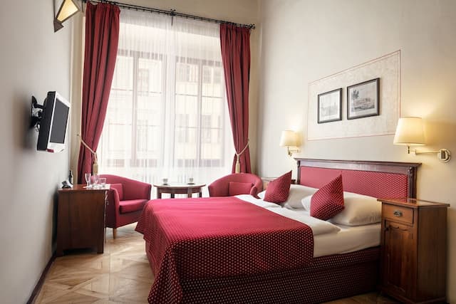 查理斯飯店-雙人房-1