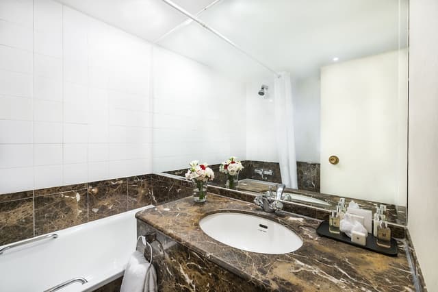 ミレニアム ホテル アンド カンファレンス センター グロスター ロンドン-スタジオスイート-5