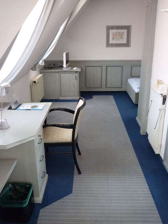 Hotel Avenue-经济单人房-3