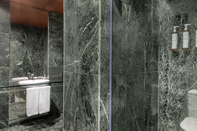 AC Hotel Aitana by Marriott-Standard Room, 1 Queen Bed-13