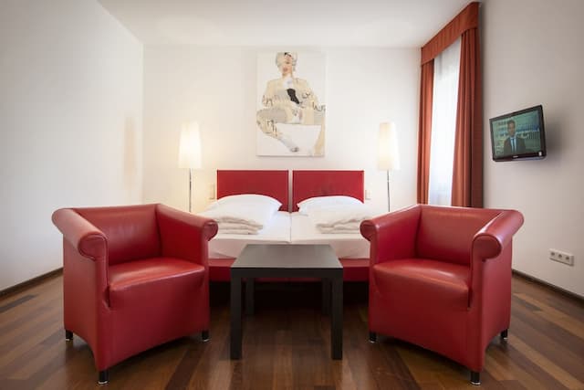 昆斯托弗飯店-高級雙人房-7