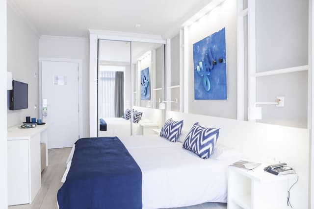 イベルソル  ホテル アンテマーレ - アダルト オンリー-ダブルルーム プールビュー (Avantgarde)-7