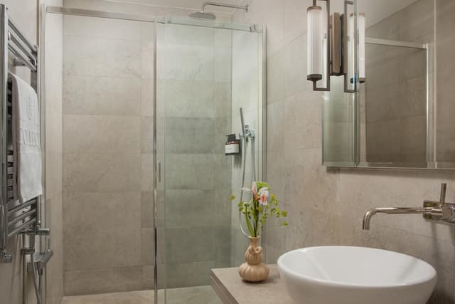 NH Collection Firenze Porta Rossa-Deluxe Room (Grand)-3