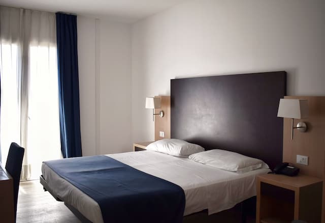 歐羅巴花園飯店-雙人房-1