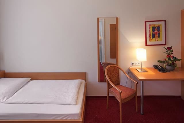 エアー イン ベルリン ホテル-スタンダード シングルルーム-2