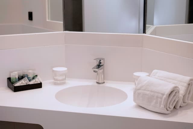 URH 錫切斯海灘酒店-豪華客房, 部分海景-18