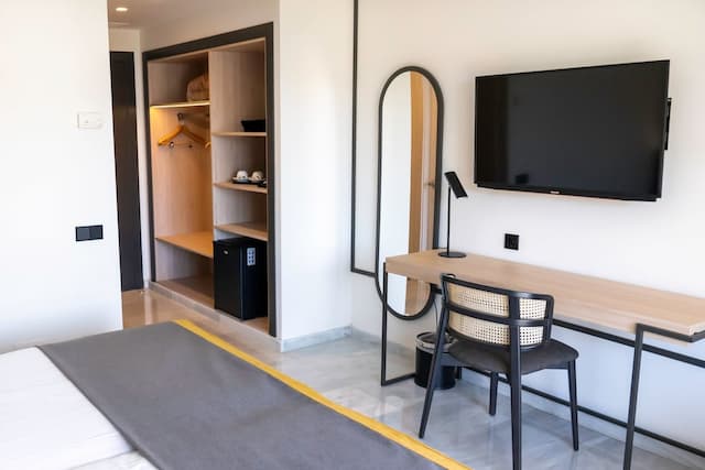 URH 錫切斯海灘酒店-單人房, 泳池景-6