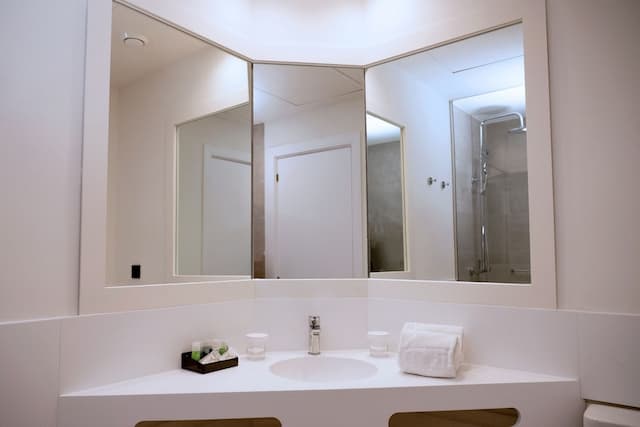 URH 錫切斯海灘酒店-豪華客房, 部分海景-11