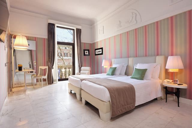 格蘭皇宫飯店-豪華雙人房-15