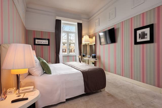 格蘭皇宫飯店-豪華雙人房-16