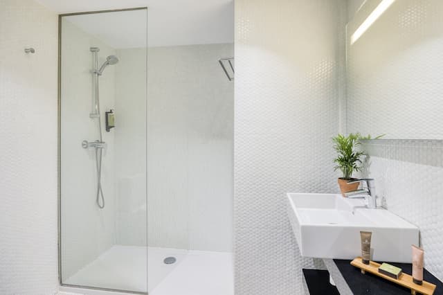 巴賽隆納蘭布拉斯馨樂庭飯店-開放式客房-17