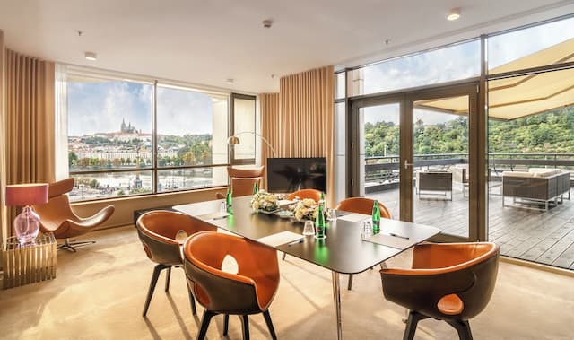 ザ プレジデント-プレジデンシャル スイート キングベッド 1 台 テラス シティビュー-5