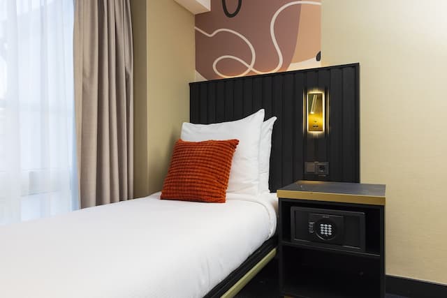 惠更斯廣場-經濟單人房-1