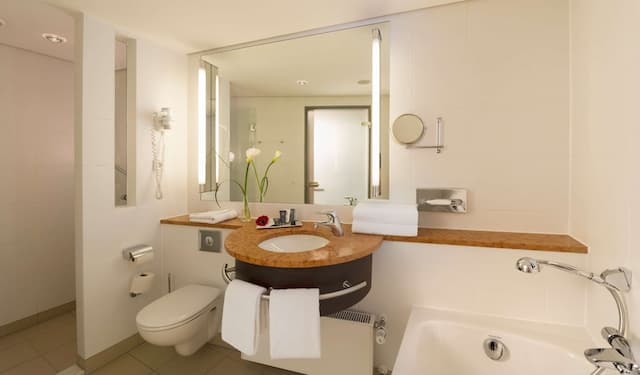 ドリント アン デア コングレスホール アウグスブルク-スタンダード ダブルルーム (Floors 4-5)-5