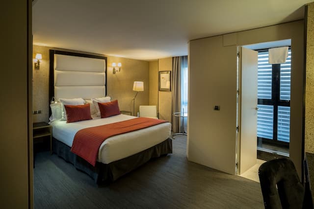 Hotel Mirador de Chamartin-Deluxe Double Room-10