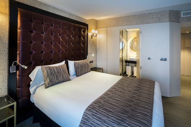 Hotel Mirador de Chamartin-Deluxe Double Room-9