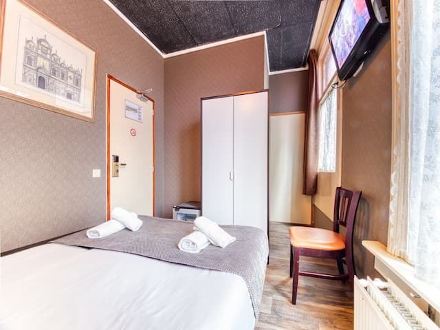 호텔 디안 암스테르담 시티 센터-베이직 더블룸 (Double Room)-3