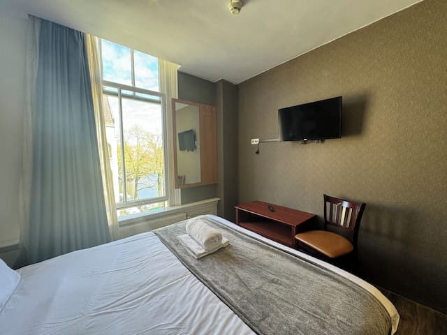 호텔 디안 암스테르담 시티 센터-베이직 더블룸 (Double Room)-1