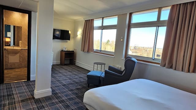 Hampstead Britannia Hotel-Suite-3