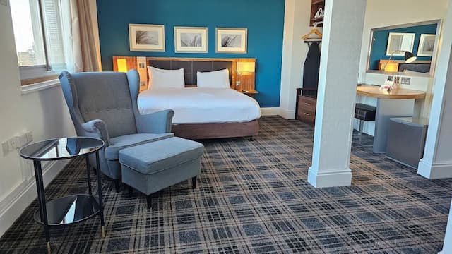 Hampstead Britannia Hotel-Suite-1