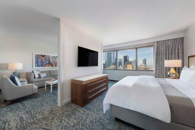 The Westin New York at Times Square-Junior Suite, 1 King Bed with Sofa bed (View)-5