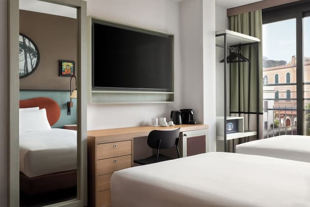 The Spring House Hotel Rome Vatican, Tapestry Collection Hilton-Superior Room, 2 Twin Beds-3