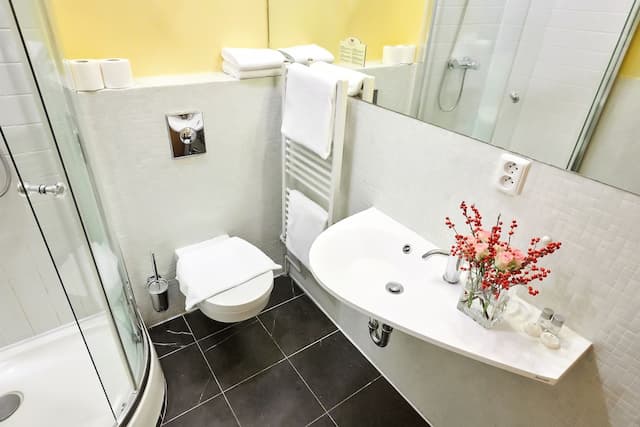 La Boutique Hotel-Standard Double or Twin Room-6