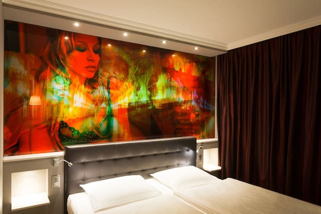 威赫紹夫酒店-豪華四人房, 花園景觀-3