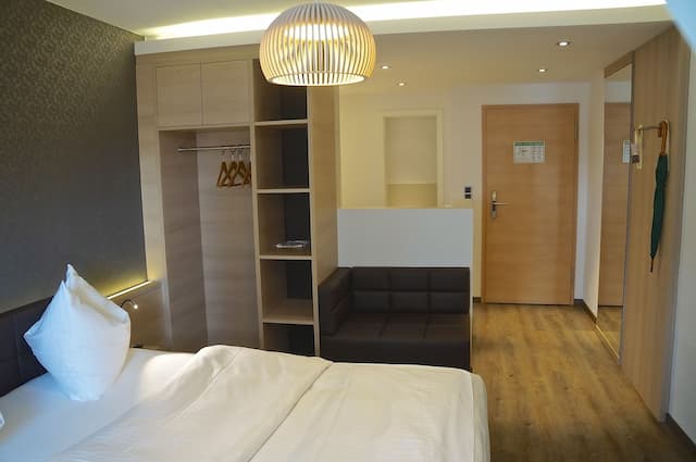 Bavaria Boutique Hotel-Double Room (Lifestyle)-2