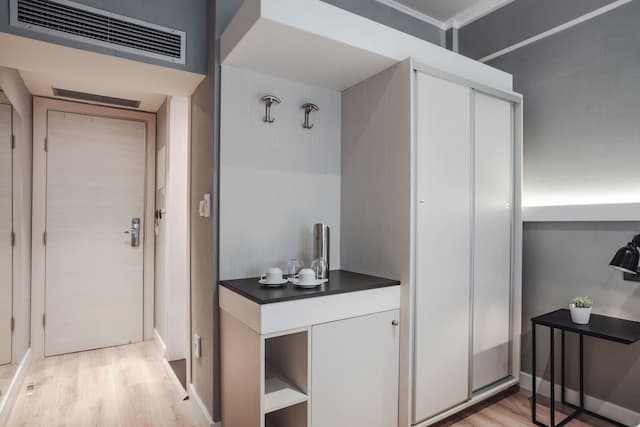 Athens Cypria Hotel-Economy Double or Twin Room-9