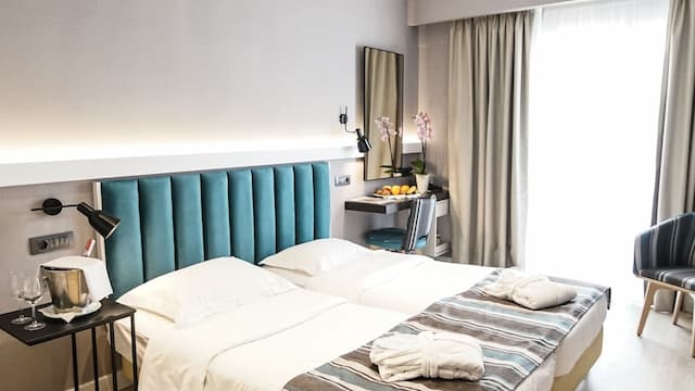 Athens Cypria Hotel-Executive Double or Twin Room-5