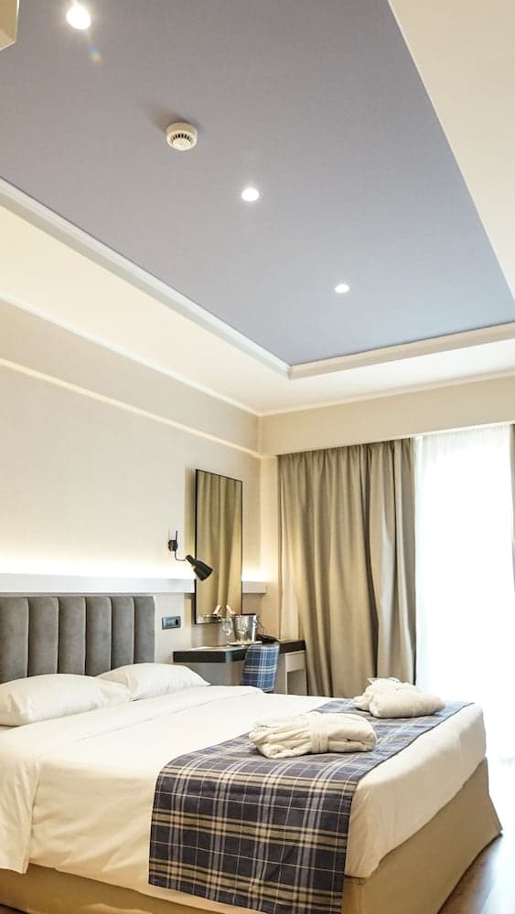 Athens Cypria Hotel-Executive Double or Twin Room-2