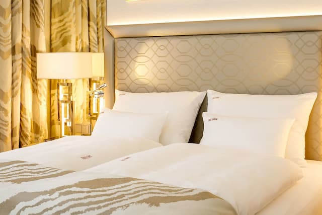 蒂羅爾飯店-高級雙人房-2