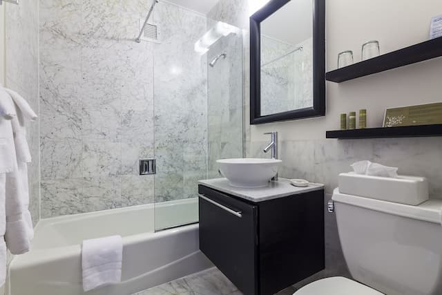 ユーロスターズ ウォール ストリート-Queen Room-2