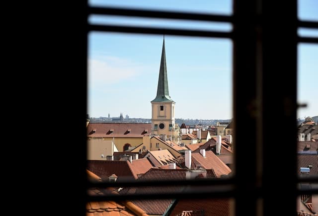 Golden Well Hotel-Deluxe Double or Twin Room-13