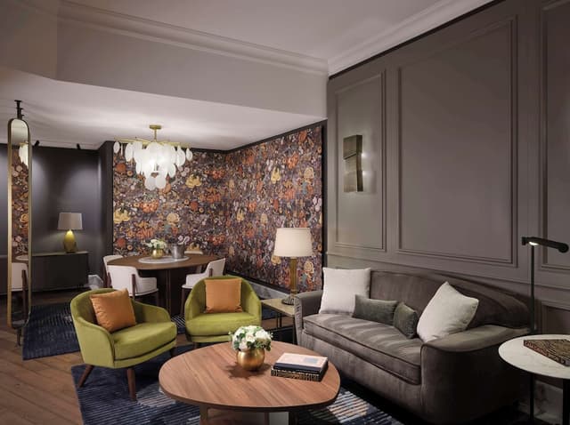 Anantara Palazzo Naiadi Rome Hotel - A Leading Hotel of the World-套房 (Anantara, (Extra Bed 2 Ad + 1 Ch))-2