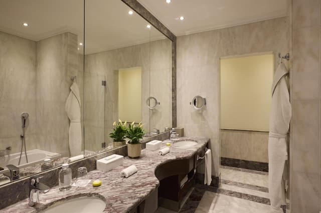 Anantara Palazzo Naiadi Rome Hotel - A Leading Hotel of the World-小型套房, 阳台 (Piazza View)-4