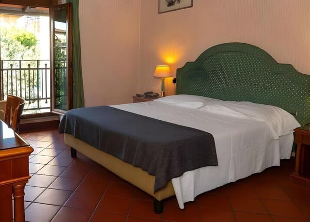 巴拿馬飯店-浪漫雙人房-1