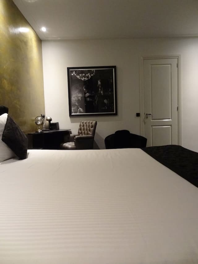 サラズ ブティック ホテル-ダブルルーム バルコニー-4