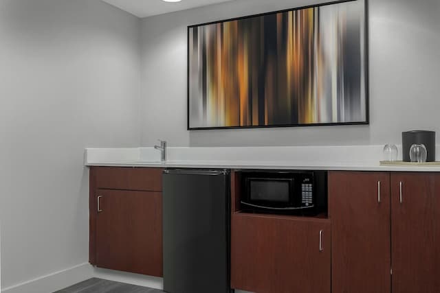 Courtyard by Marriott Houston Rice University-Suite, 1 King Bed-4